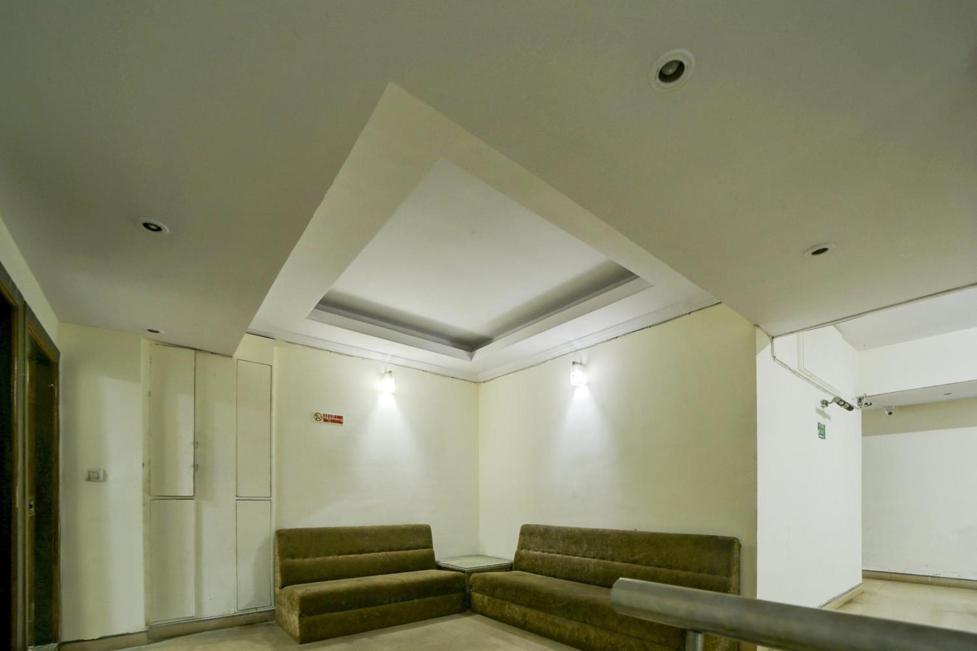 Oyo Flagship 81248 Hotel Satya Vilas Bhopal Exterior photo